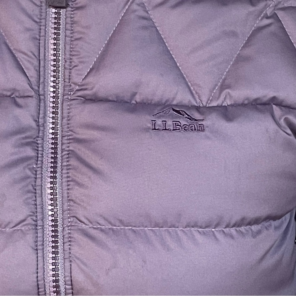 L.L. Bean Girls Plum Puffer Jacket Size Medium 10-12 Water Repellent Down - Picture 6 of 9